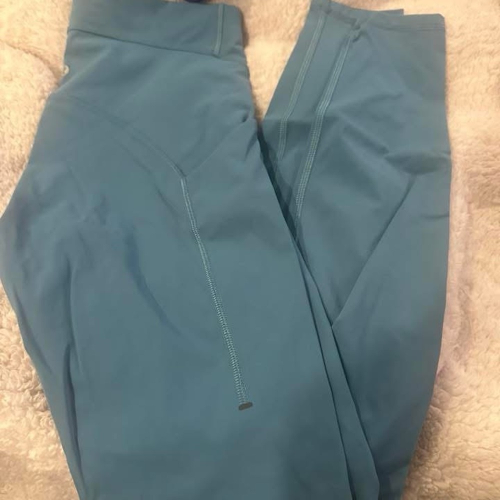 lululemon athletica power thru high rise  Leggings 28inch